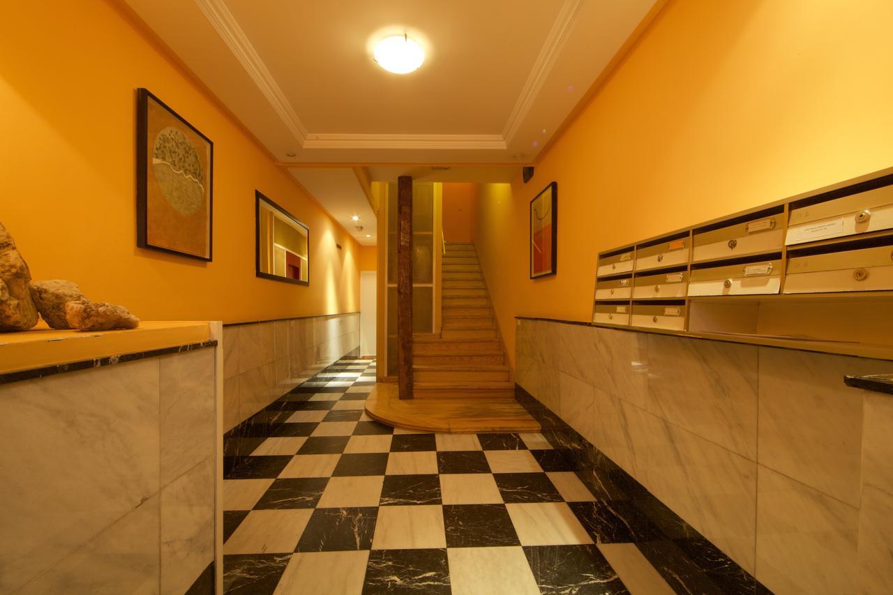 Chueca Dreams Apartment มาดริด ภายนอก รูปภาพ